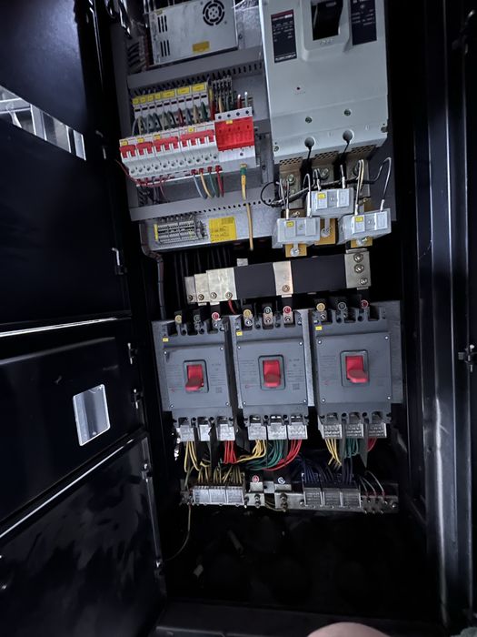 Продам шкаф ВРУ щит распределительный