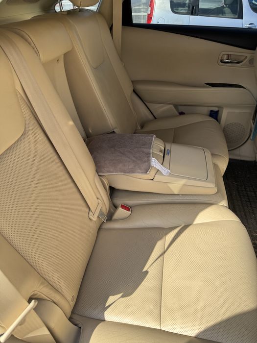 LEXUS RX 2011 — imagine 2