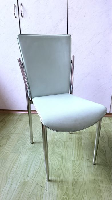 Продам стулья в хорошем состоянии