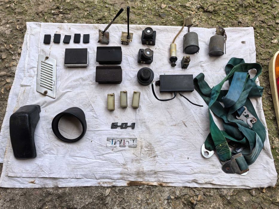 Продавам части за Трабант 601