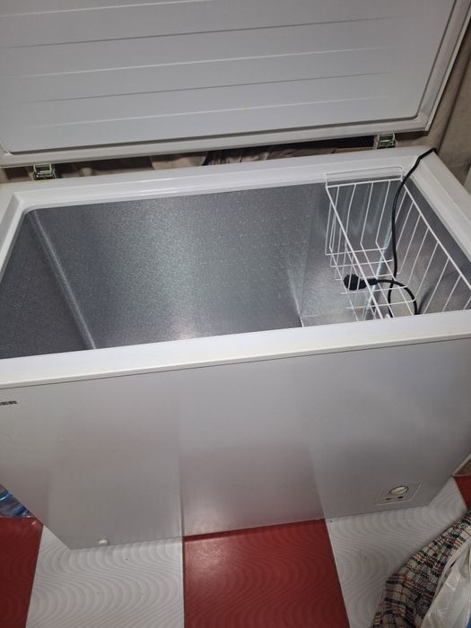 Lada frigorifica 240 litri