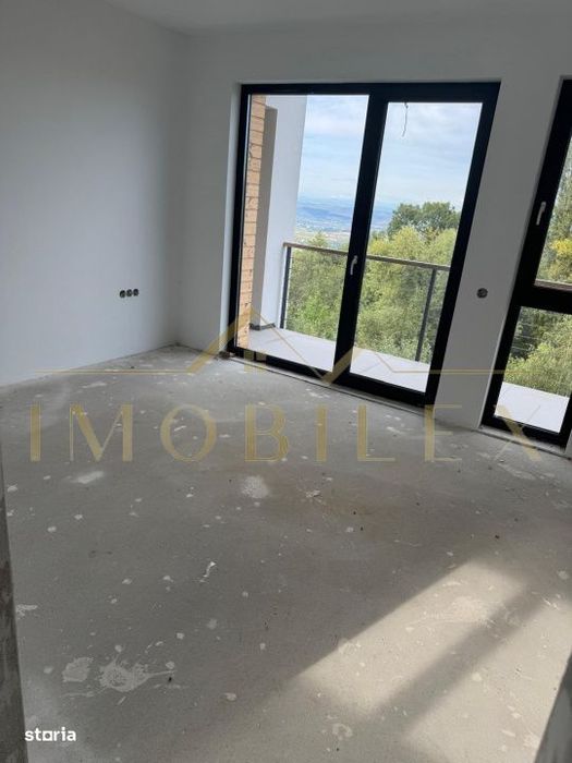 ULTIMA UNITATE ,casa tip duplex panorama asupra Clujului