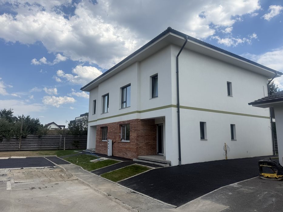 Duplex de vanzare Floresti