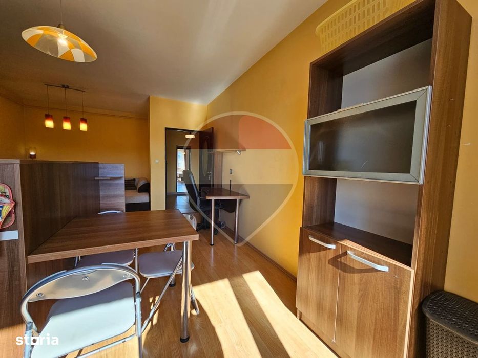 Foarte Luminos! 2 camere, 55 mp, balcon, parcare, vedere libera, Baciu
