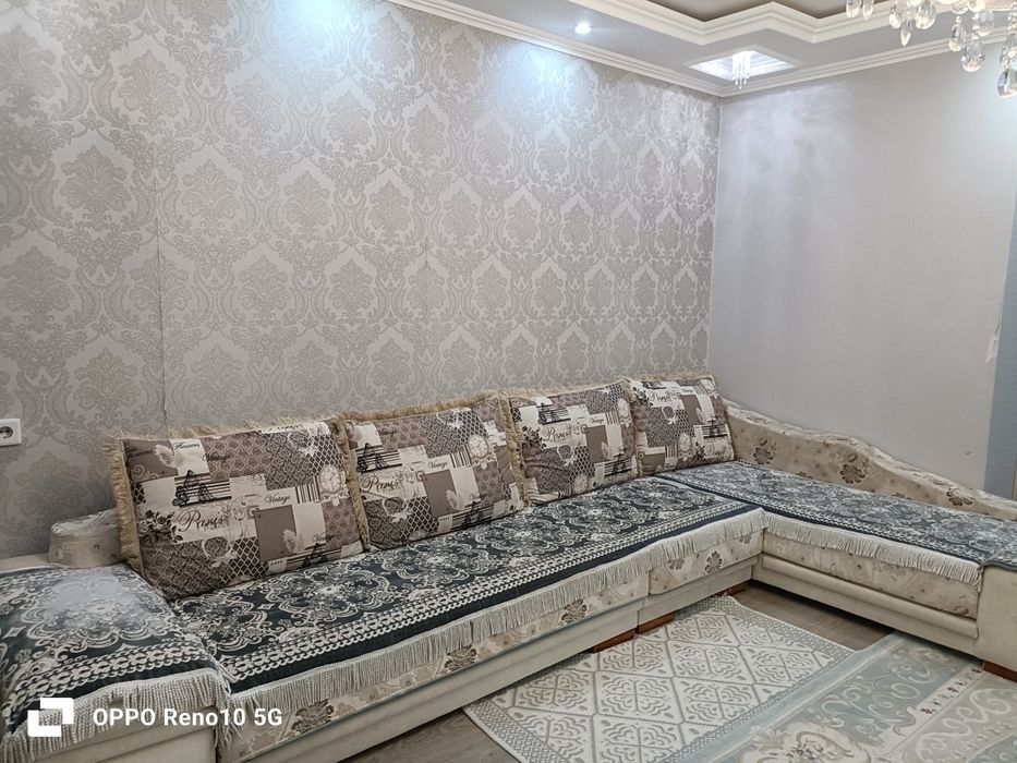 Продаю угловой диван