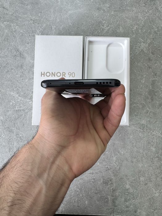 Honor 90 8/256GB