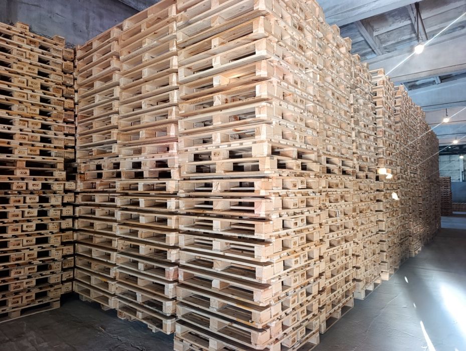 Поддоны и палеты