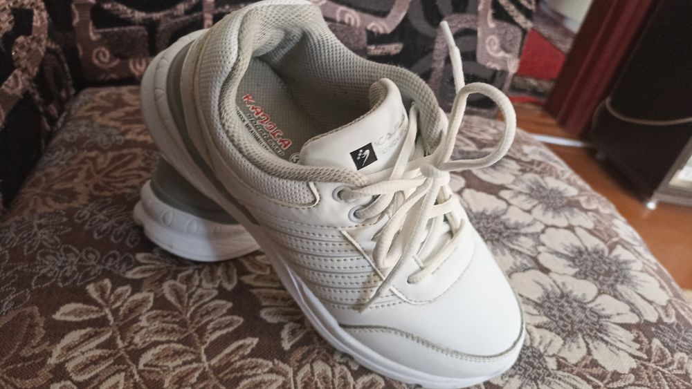 Продам детские красовки