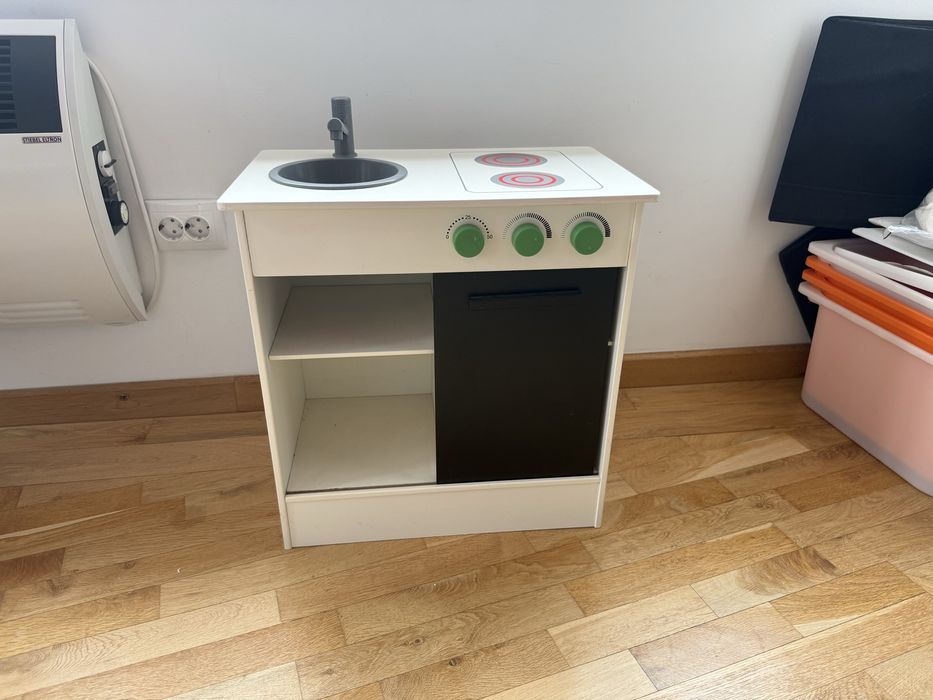 IKEA Nybakad - Bucatarie de lemn pentru copii