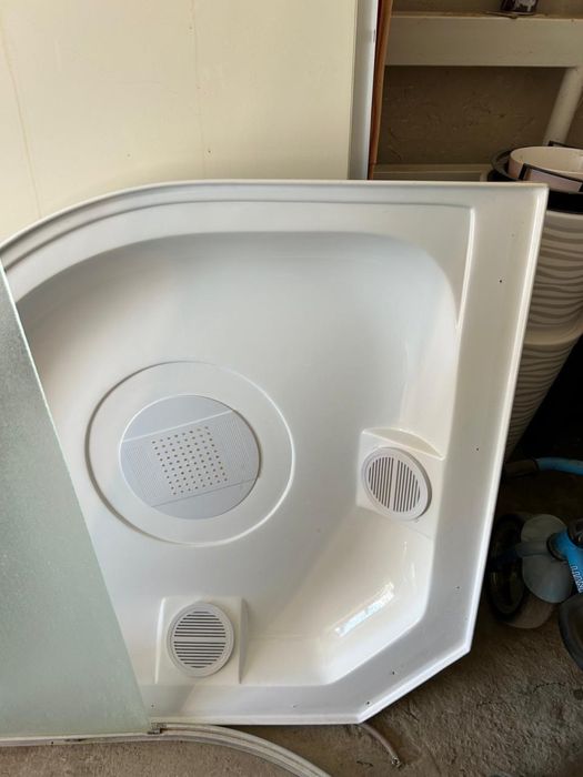 Душевые поддоны, стекло