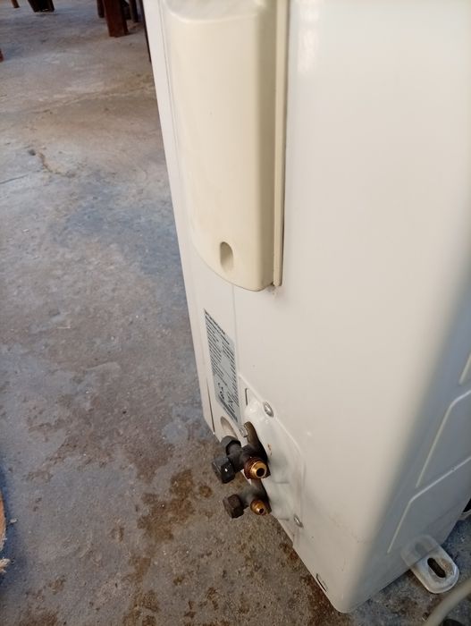 Продавам климатик 12-ка.