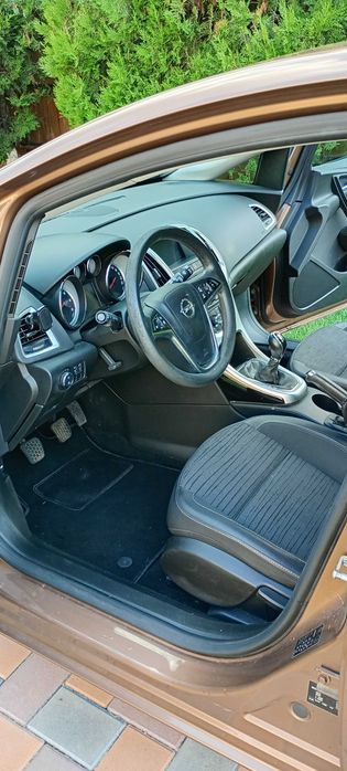 Opel Astra j 2015