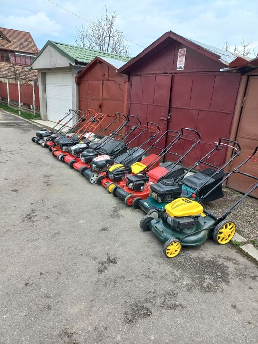 Vand masini tuns iarba