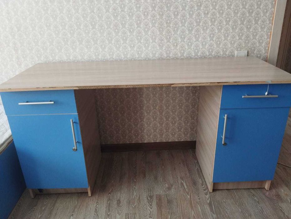 Мебель для спальной комнаты(комплект)