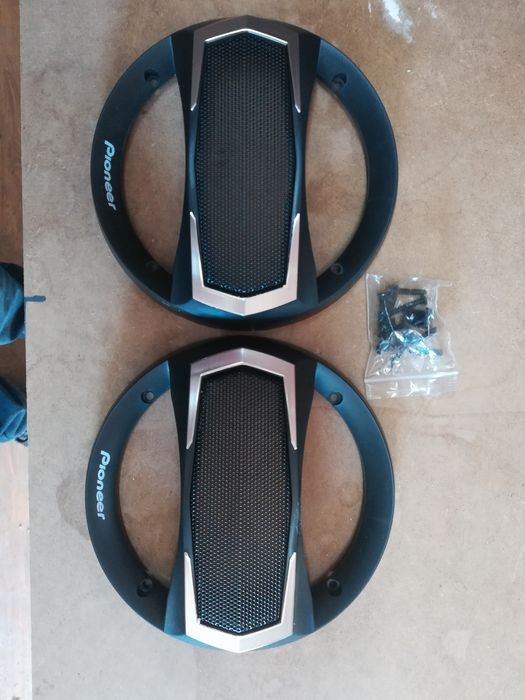 Обрешётки автоколонок.