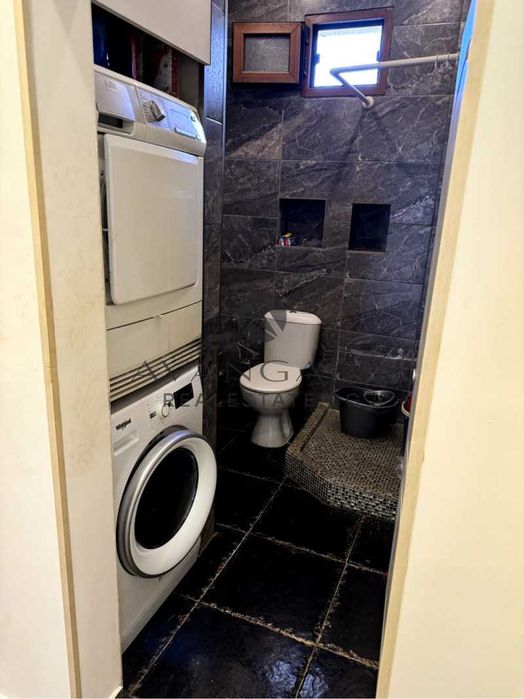 Продава се Тристаен апартамент в Пловдив, Кършияка - 112 кв.м за 1518 €/кв.м - Снимка #16