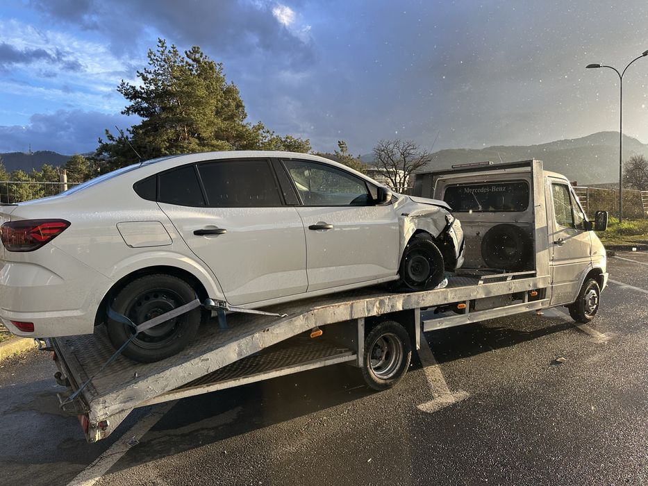 Tractari auto Brasov -Platforma auto 8,5 m/Dube/NonStop/ Asistenta/