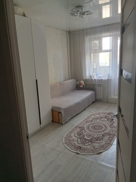 Продам квартиру частично с мебелью