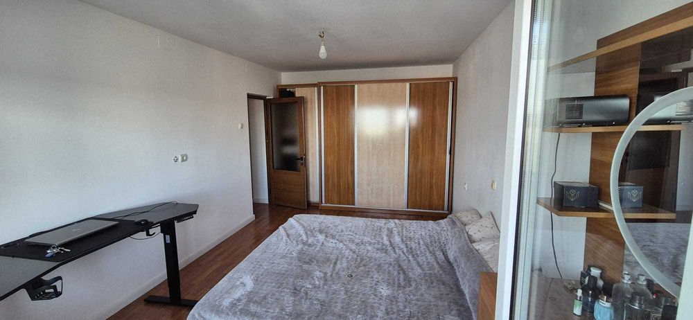 Apartament 4 camere, zona zimbru