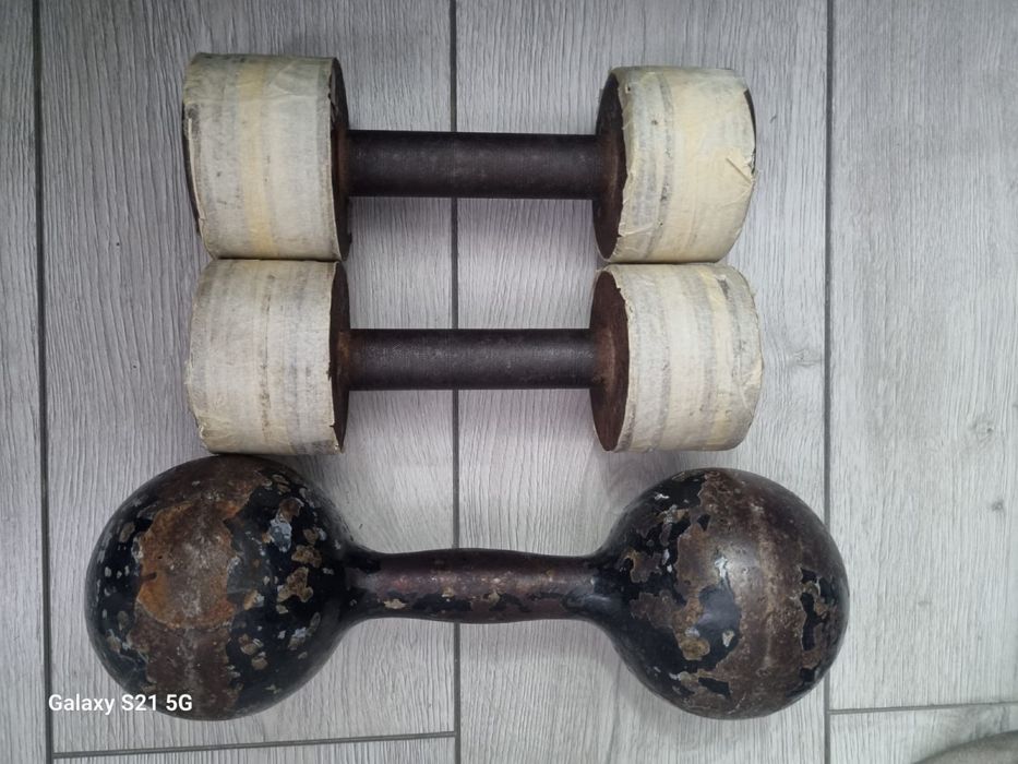 Продается гантели