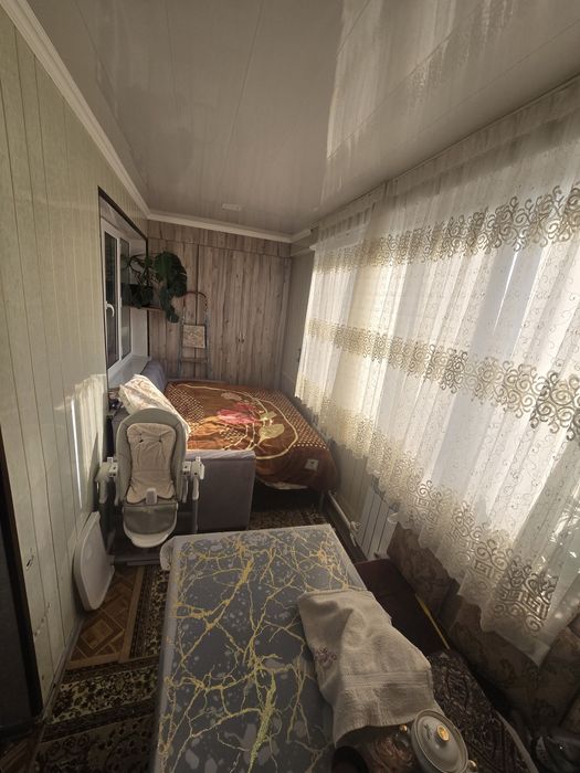 2 ком кв в 3 микр 3 этаж обменяю на 3 ком с доплатой