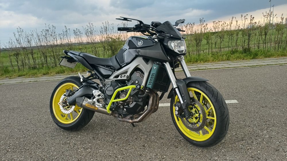Yamaha MT09 Quick-Shifter - toba full Arrow