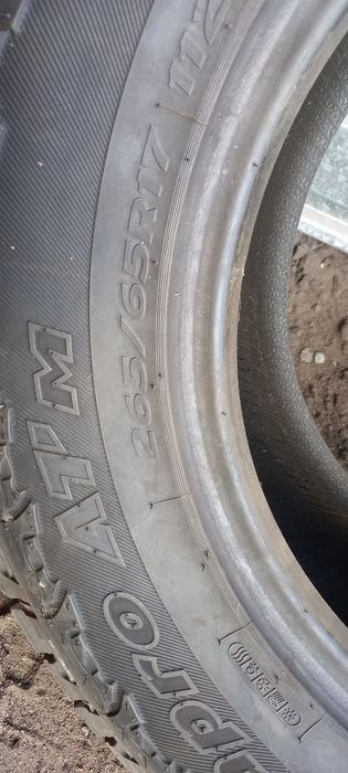 Продам резину 275/50/21