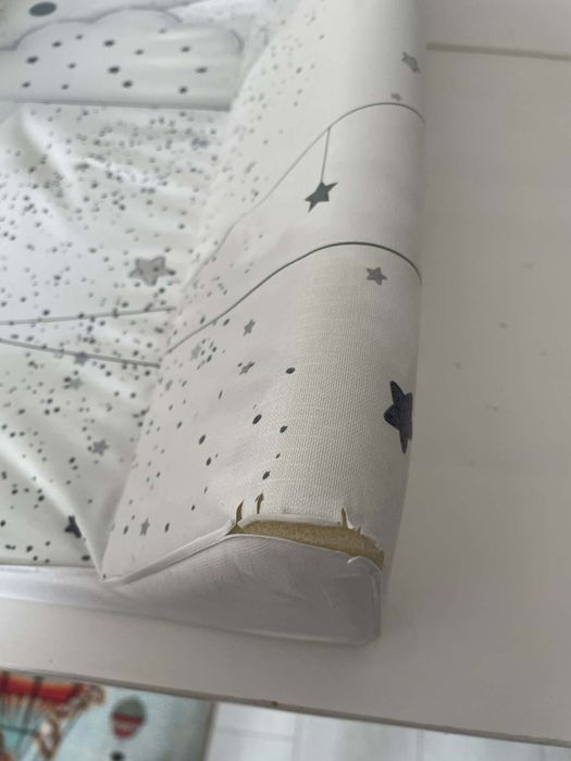 Повивалник,маса за повиване,скрин Sundvik