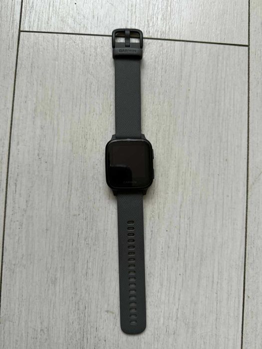 Garmin Venu Sq- смарт часовник