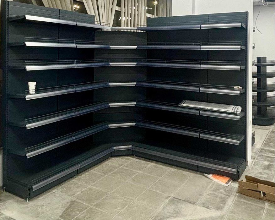 Метални стелажи - островни и крайстенни