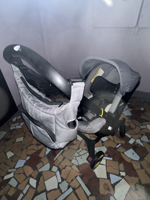 Автолюлька коляска