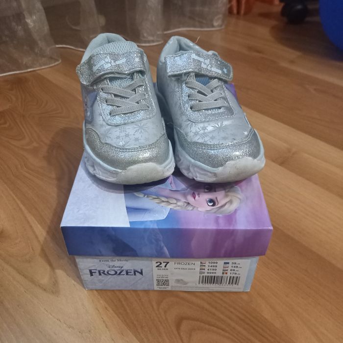 Adidasi Frozen cu lumini