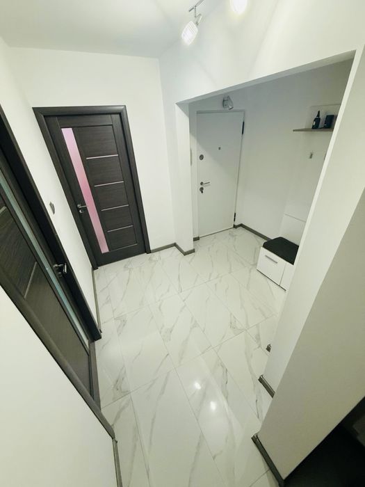 Vand apartament 2 camere