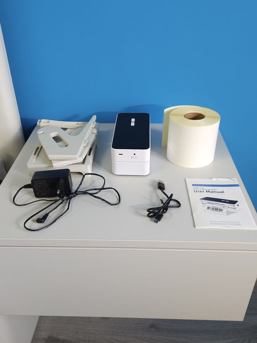 Imprimantă Termică AWB Vretti DB601 + 400 Etichete  +  Suport Etichete