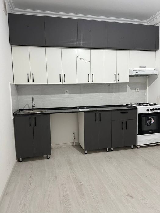 Срочна сотилади Олмос навастройка 3 хона