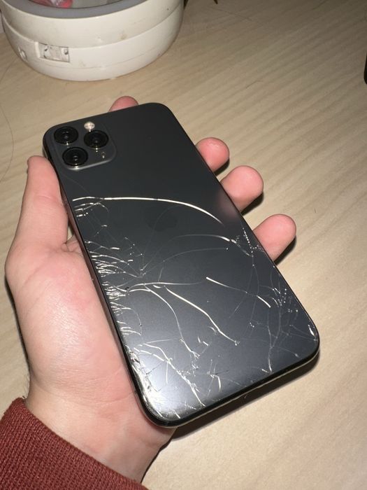 Iphone 11 pro.