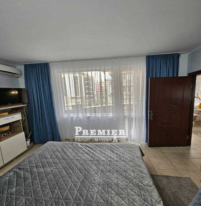 Продава се Двустаен апартамент в к.к. Слънчев бряг - 53 кв.м за 1312 €/кв.м - Снимка #3