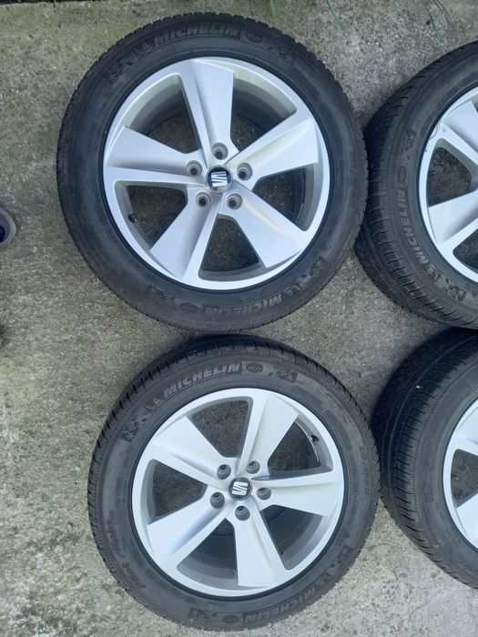 Jante 5×112 r17 anv 235/50/17 m+s Seat Leon,Volkswagen, Skoda