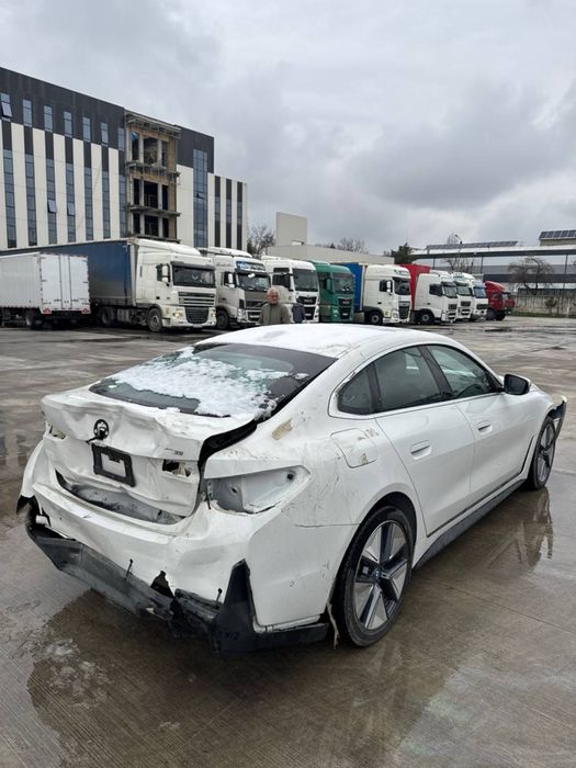 Bmw i4 uzbda olib keldk