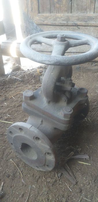 gaz vintel sotiladi kattasi 500.000 kichkinasi 250.000