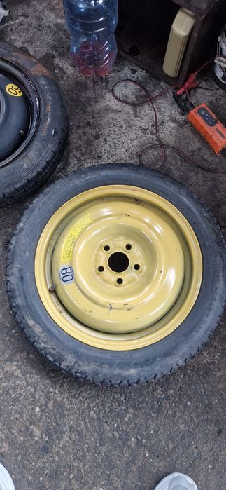 Резервна гума - патерица