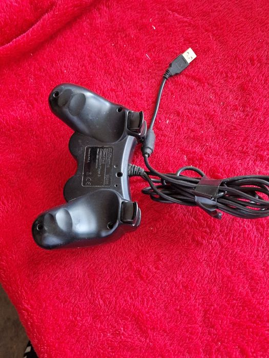 Joystick  / manetă pentru jocuri.  Pret/ bucata