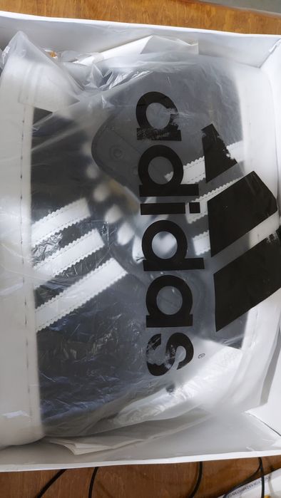 Кроссовки 38 размер, новые