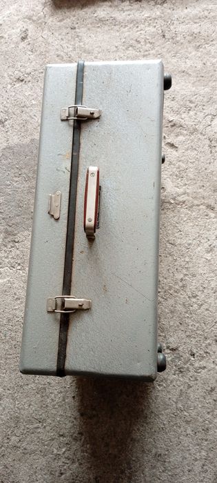 Продам Железный ящик.