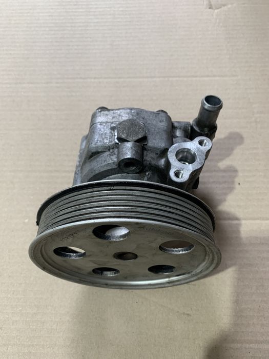 Pompa servo Audi A4 A5 Q5 : 8K0145153F 1.8 2.0 TFSI