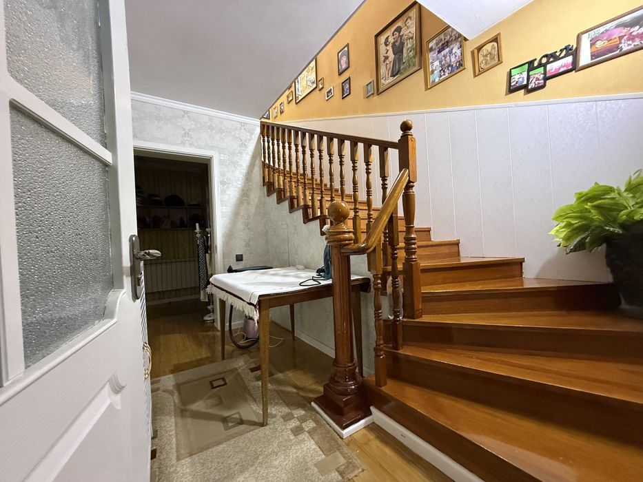 СРОЧНО Продается участок с двумя домами вместе