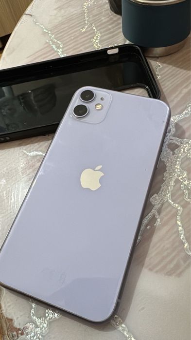 Продам айфон 11 128 гб