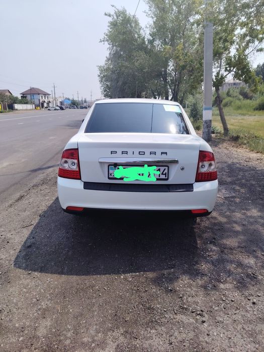 Продам машину приору 2