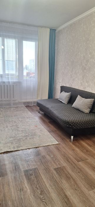 Продам 4х комн квартиру