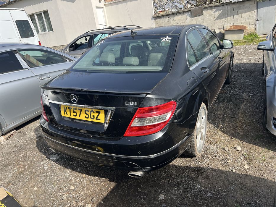 Мерцедес w204 2.5Cdi 204h.p